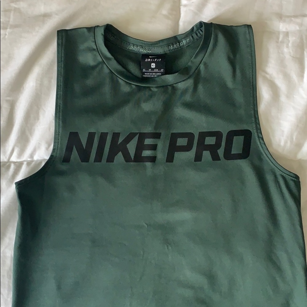 NIKE PRO TANK XS